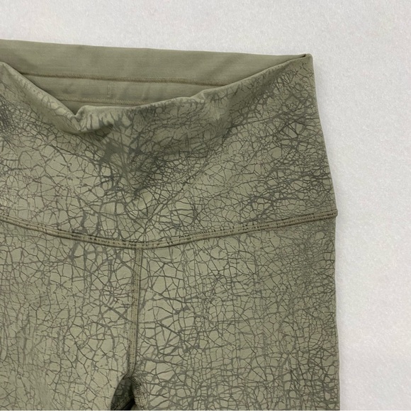 Lululemon Wunder Train High-Rise Short 8" Thread Dye Rover Black 4 - Picture 2 of 6